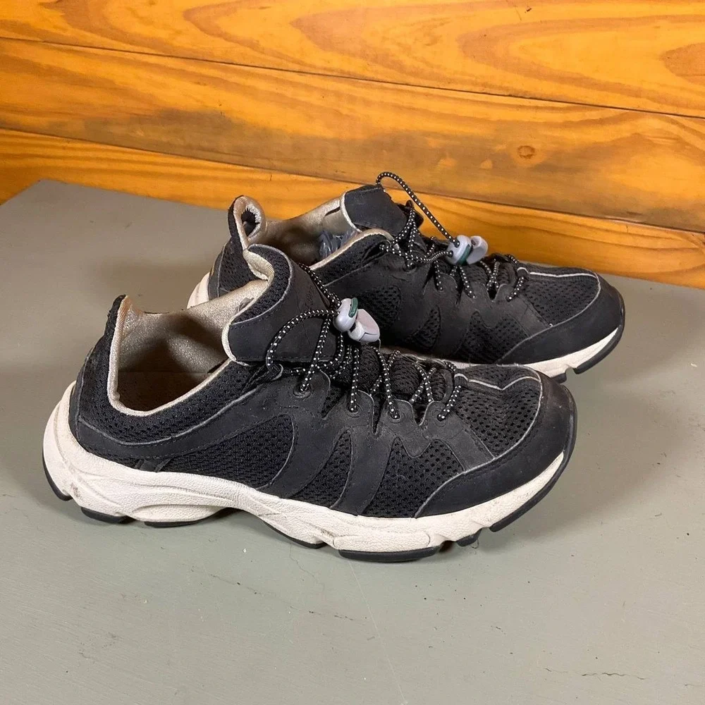 LL Bean Athletic Shoes Womens Size 8M Black Hiking Walking Bungee Workwear‎